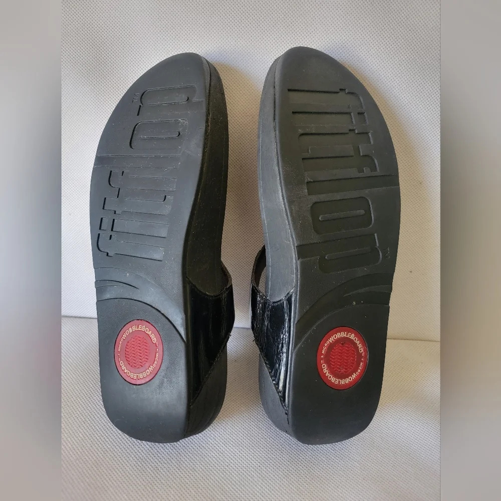 FITFLOP BLACK SANDALS WITH JEWEL DECORATION (sz 10) - Picture 6 of 6
